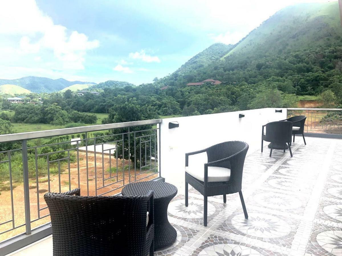Bella Villa Coron Eksteriør bilde